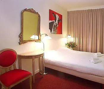 Onefam Amstel Hostel Amsterdam 0*,  Netherlands