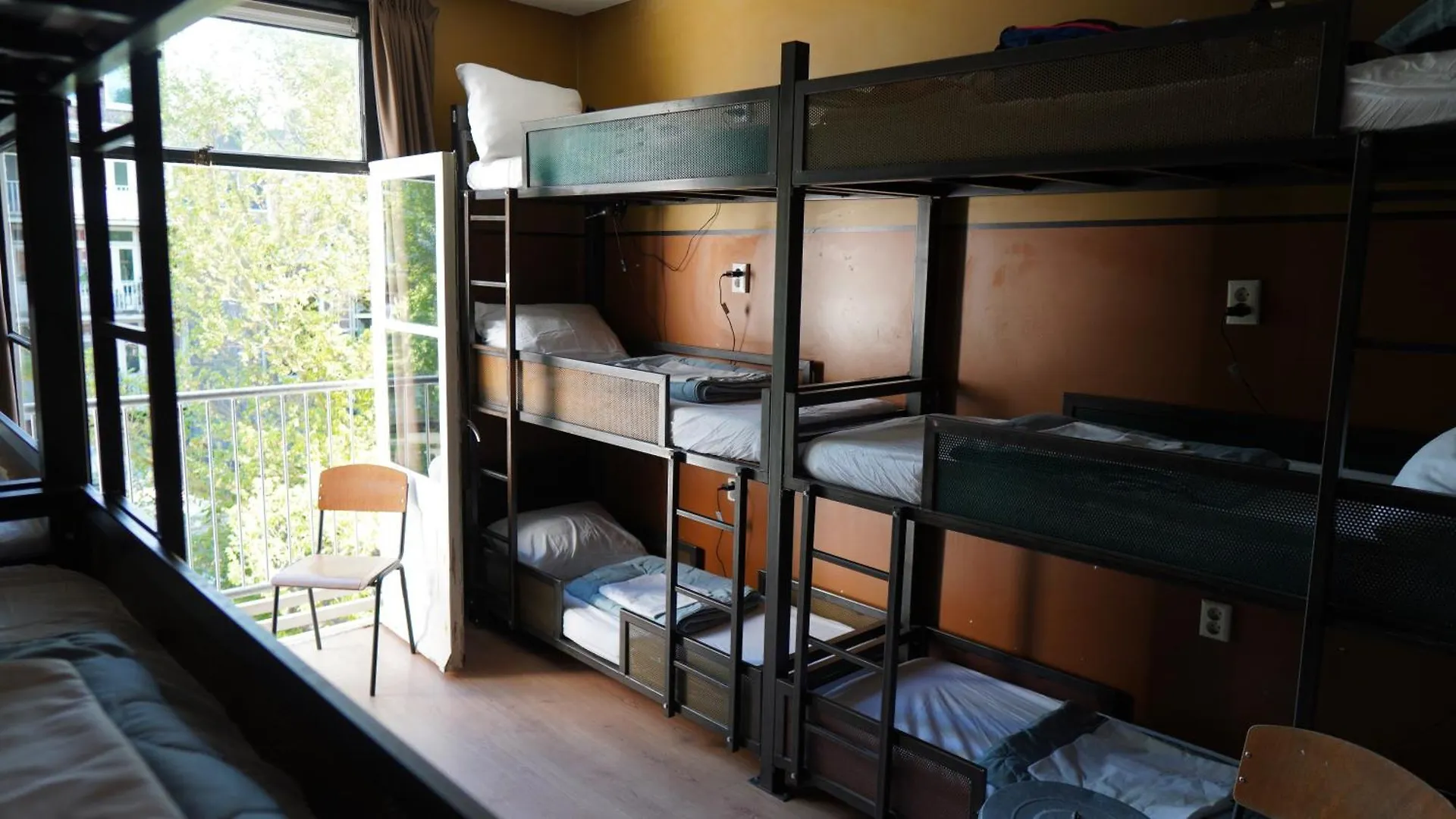 Onefam Amstel Hostel Amsterdam
